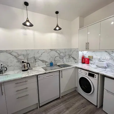 Sandy Shoes Apartment Scarborough