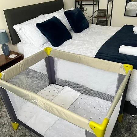 Sandy Shoes Apartment *